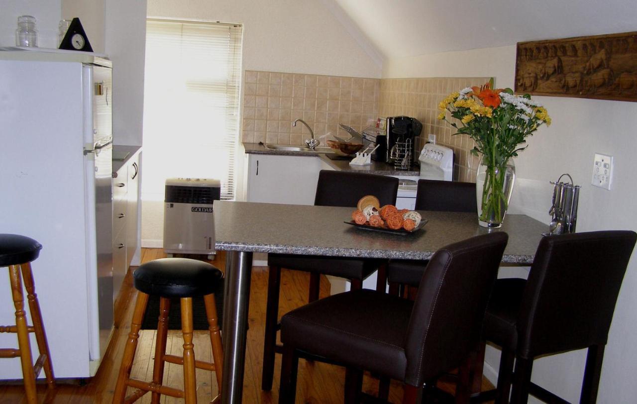 Mountain Bay Self Catering Apartments Gordons Bay Room photo